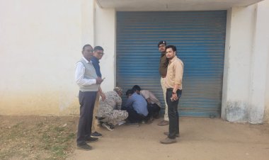 धमतरी : कलेक्टर मिश्रा के निर्देश पर अवैध धान भंडारण पर बड़ी कार्रवाई