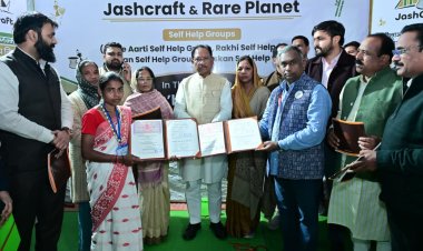 जशक्राफ्ट को मिला राष्ट्रीय पहचान का नया मंच : महिलाओं द्वारा बांस, छिंद, मिट्टी एवं लकड़ी से बनाए उत्पाद मिलेंगे देश के विभिन्न एयरपोर्ट पर