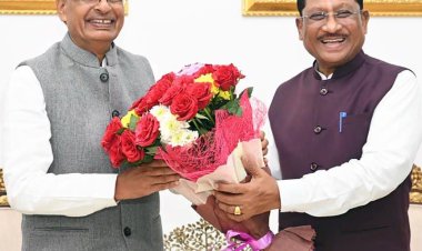 रायपुर : मुख्यमंत्री विष्णुदेव साय से केंद्रीय कृषि मंत्री शिवराज सिंह चौहान ने की सौजन्य मुलाकात