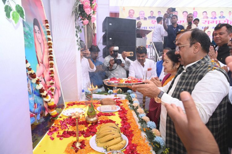 उप मुख्यमंत्री अरुण साव जिला एवं तहसील साहू संघ के शपथ ग्रहण समारोह में हुए शामिल