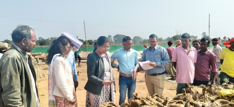 भटगांव के खोपा में बिचौलिया के माध्यम से धान विक्रय का प्रयास, 170 बोरा धान जब्त