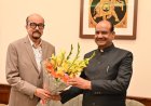 राज्यपाल रमेन डेका ने लोकसभा अध्यक्ष ओम बिरला से सौजन्य भेंट की