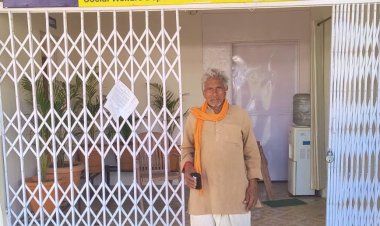 शासन की संवेदनशील पहल से बदली माखन निर्मलकर की दुनिया, श्रवण-यंत्र से लौटी संवाद की क्षमता