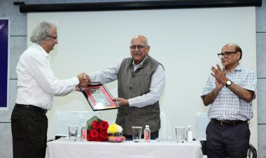 आचार्य बोस के शोध कार्य से प्रेरित होकर अल्बर्ट आइंस्टीन ने उनके सिद्धांतों को बढ़ाया आगे: प्रोफेसर शिव कुमार पाण्डेय