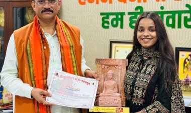 सिरपुर महोत्सव में मनेंद्रगढ़ की बेटी जस गीत गायिका जसमीत कौर हुई सम्मानित,