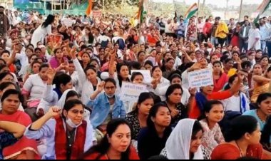 छत्तीसगढ़ में 7 लाख अनियमित और आउटसोर्स कर्मियों के भरोसे सरकारी कामकाज, नियमितीकरण पर सियासत तेज