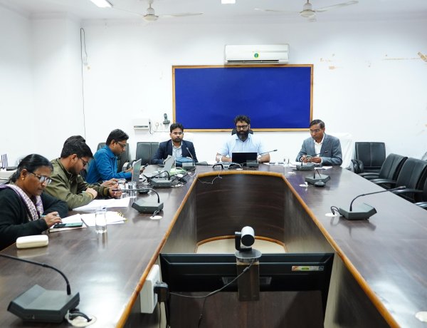 *राजस्व प्रकरणों का शत-प्रतिशत निराकरण समयसीमा में सुनिश्चित करने के दिए निर्देश*