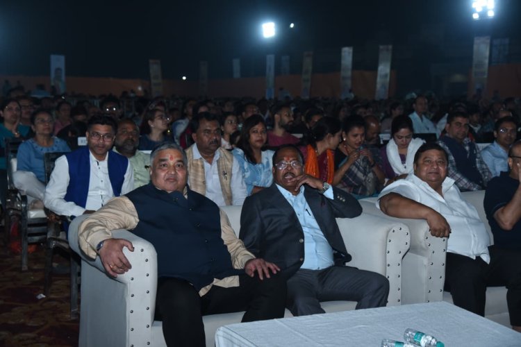 इतिहास से प्रेरणा लेकर ही सशक्त भविष्य का निर्माण संभव-संस्कृति मंत्री