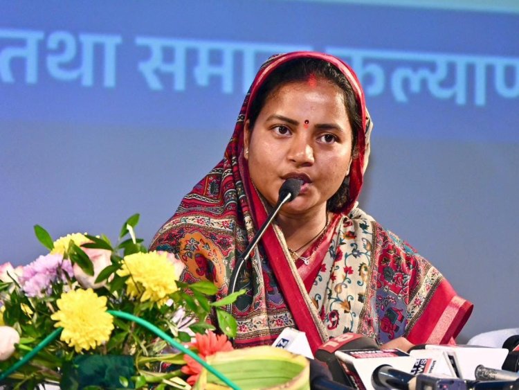 मंत्री श्रीमती लक्ष्मी राजवाड़े के प्रयासों से ग्रामीण संपर्क को नई रफ्तार : 5.10 किलोमीटर सड़क निर्माण को प्रशासनिक स्वीकृति  