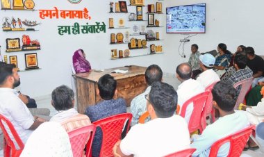 मंत्री श्रीमती लक्ष्मी राजवाड़े ने सुनी ‘मन की बात’
