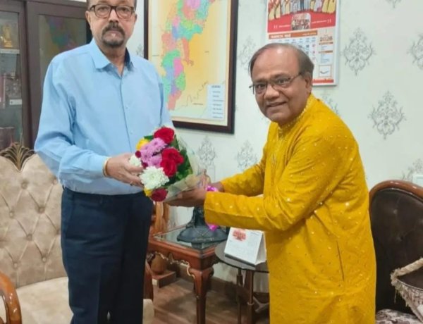 कुलपति प्रो. मनोज दयाल ने राज्यपाल से की सौजन्य भेंट  