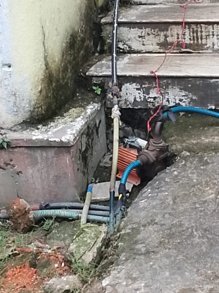 गोदरीपारा के पूरे सातों वार्ड में पानी के लिए मचा है हाहाकार, सत्ताधारी भाजपा के पांच पार्षदों सहित गोदरीपारा के सभी सात पार्षदों ने एमसीबी कलेक्टर को ज्ञापन देकर की समस्या के समाधान की मांग,