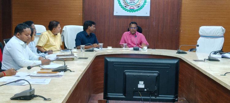खरीफ तैयारियों की समीक्षा खाद-बीज की कालाबाजारी पर सख्त कार्रवाई के निर्देश  