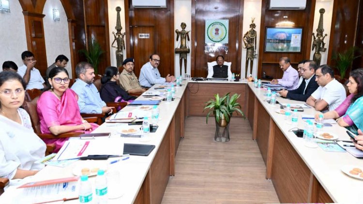 साय सरकार की अहम बैठक शुरू, सीएम ले रहे पेट्रोलियम पदार्थों और गैस सिलेंडरों की उपलब्धता की जानकारी