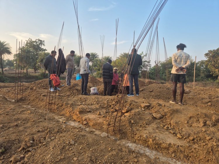 आंगनबाड़ी भवन निर्माण कार्य गुणवत्तापूर्ण, शिकायत पर जांच में कार्य संतोषप्रद पाया गया,संयुक्त निरीक्षण में शासन के मापदण्डों के अनुरूप निर्माण की हुई पुष्टि