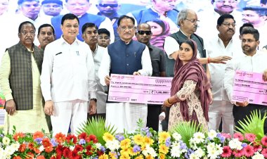 1 मई अंतर्राष्ट्रीय श्रमिक दिवस पर विशेष : हर हाथ को काम, हर श्रमिक को सम्मान: विष्णु देव सरकार की प्रतिबद्धता  