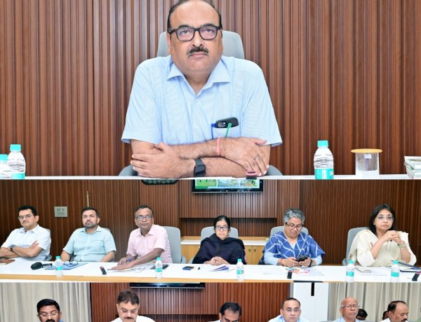 ग्रामीण क्षेत्रों को जलवायु परिवर्तन के अनुकूल बनाने और ग्राम पंचायतवार कार्ययोजना बनाएं - मुख्य सचिव विकासशील  