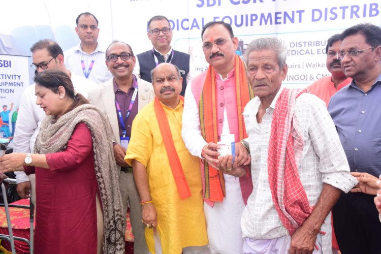 सरकार स्वास्थ्य सेवाओं के विस्तार और सुदृढ़ीकरण के लिए प्रतिबद्ध: स्वास्थ्य मंत्री श्याम बिहारी जायसवाल  