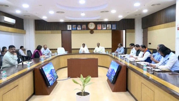 साय कैबिनेट की बैठक हुई शुरू, नक्सलवाद की समाप्ति के बाद बस्तर 2.0 प्रोजेक्ट को लेकर होगी चर्चा…