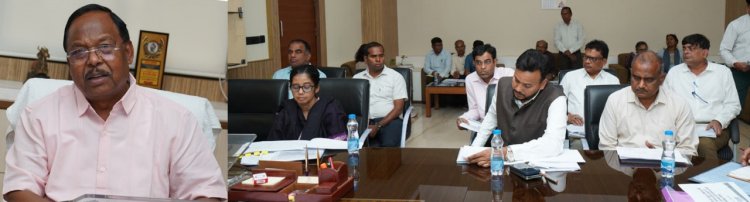 आवारा श्वान के नियंत्रण के लिए प्रदेश के सभी 33 जिलों में स्थापित होगा ऐनीमल बर्थ कन्ट्रोल सेन्टर : मंत्री रामविचार नेताम