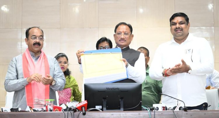 रायपुर : मुख्यमंत्री विष्णुदेव साय ने माध्यमिक शिक्षा मंडल की 10वीं और 12वीं बोर्ड परीक्षाओं के परीक्षा परिणाम जारी कर विद्यार्थियों को दी शुभकामनाएं