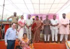 सुशासन तिहार 2026:  समाधान शिविर बना दिव्यांग तुलेश्वरी के लिए सहारा,  मोटराइज्ड ट्राईसाइकिल मिलने से बढ़ी आत्मनिर्भरता की उम्मीद,  अब बिना किसी सहारे आसानी से कर सकेंगी आवागमन,