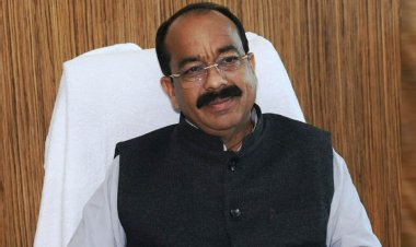 उप मुख्यमंत्री साव ने दी श्रमिक दिवस की बधाई: कांग्रेस के बोरे बासी दिवस और बैठक पर साधा निशाना