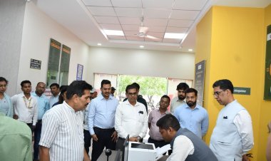 रायपुर : छत्तीसगढ़ का स्मार्ट रजिस्ट्री मॉडल बना देश के लिए प्रेरणादायी उदाहरण,दो माह में भारत सरकार के अधिकारियों का तीसरा दौरा, सचिव ने की सराहना,,,