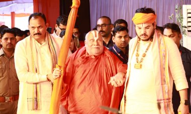 श्रीराम कथा के आठवें दिन जटायु त्याग और शबरी भक्ति सुन भावुक हुए श्रद्धालु,,,