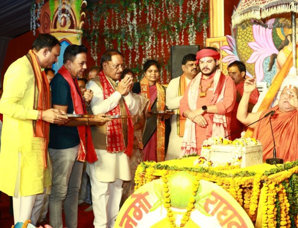 151 फीट हनुमान प्रतिमा स्थापना के गुरु आदेश को मुख्यमंत्री विष्णुदेव साय ने किया स्वीकार