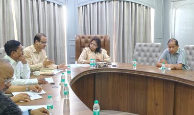 अपर मुख्य सचिव श्रीमती ऋचा शर्मा ने पंचायत एवं ग्रामीण विकास विभाग के कार्यों की समीक्षा की,  विकसित भारत अधिनियम की जानकारी जन-जन तक पहुँचाने के दिए निर्देश,  प्रधानमंत्री आवास योजना (ग्रामीण) के क्रियान्वयन में छत्तीसगढ़ की तेज गति पर जताया हर्ष,,,