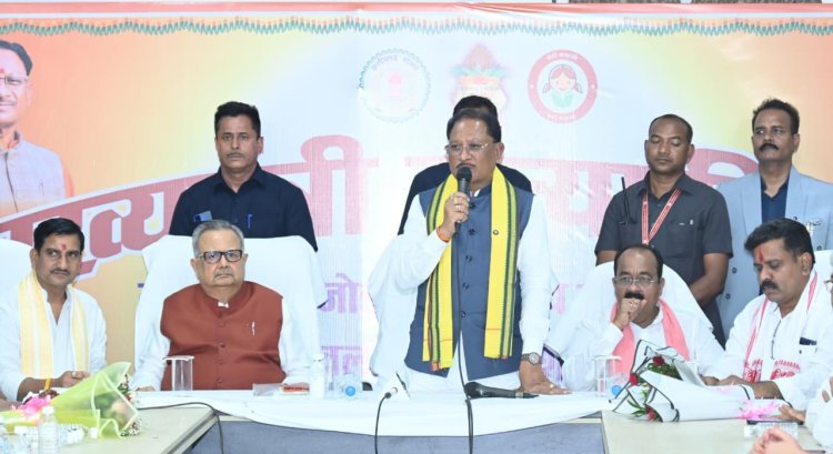 मुख्यमंत्री विष्णुदेव साय ने बेमेतरा को दी 105 करोड़ रुपये से अधिक के विकास कार्यों की सौगात,  सड़क, स्वास्थ्य, बाल संरक्षण और आधारभूत अधोसंरचना को मिली नई मजबूती,  विकास का लाभ अंतिम व्यक्ति तक पहुंचाना सरकार का संकल्प - मुख्यमंत्री श्री साय,,,