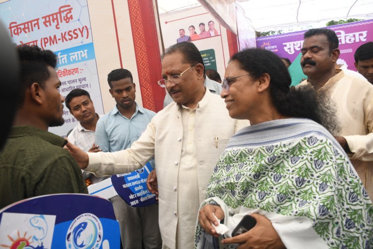 रायपुर : ’मत्स्य पालकों को मिली नई उड़ान, आजीविका सशक्त बनाने मुख्यमंत्री ने वितरित की आधुनिक सामग्री’